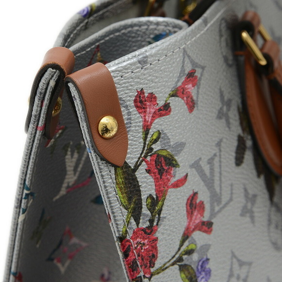 Louis Vuitton Garden Monogram LV Onthego Bag Tote - Picture 4 of 8